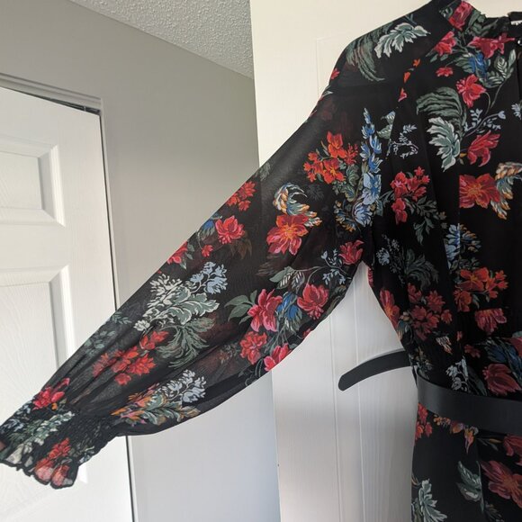 Black Floral Mock Neck Long Sleeve Maxi Dress with Belt - Picture 4 of 4
